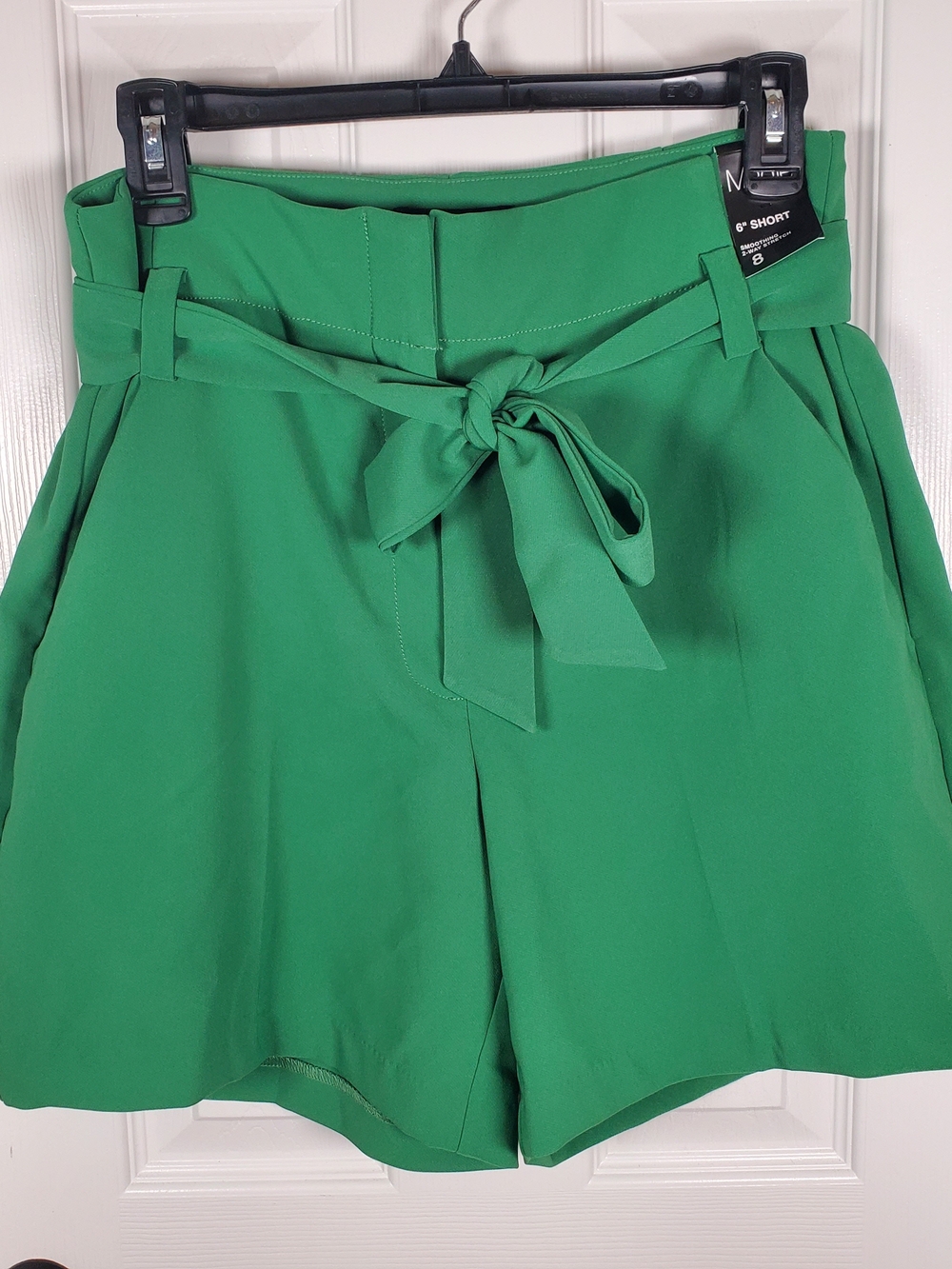 NWT NY&Co Maddie Smoothing Two-Way Stretch Shorts Size 8 - Picture 15 of 17